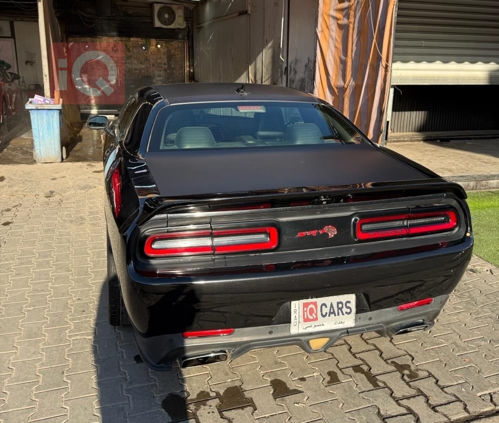 Dodge Challenger